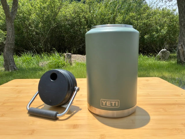 YETI ガロン (3.7 L) ジャグ